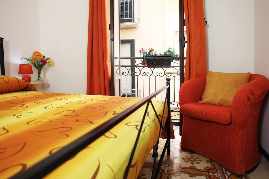 Orfani Apartments Trapani Extérieur photo
